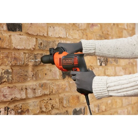 BLACK+DECKER Wiertarka udarowa BEH710-QS BLACK+DECKER