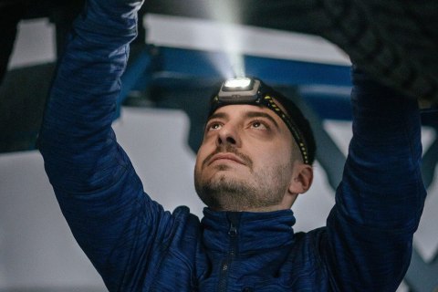 Latarka Ledlenser HF4R Work