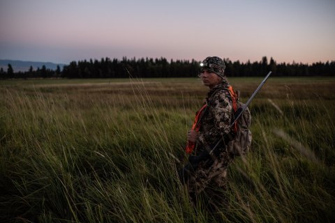 Latarka Ledlenser MH 8 Black-Black