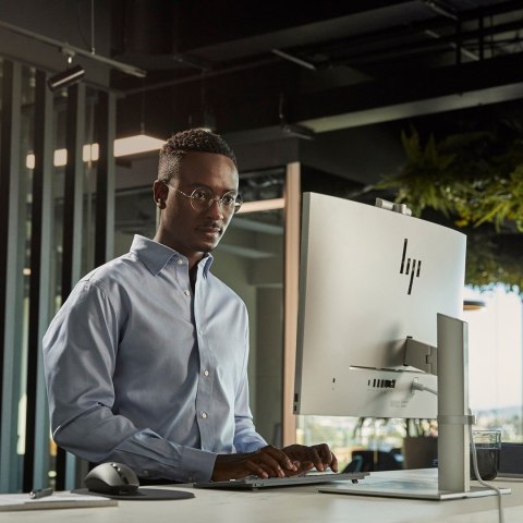 HP EliteOne 870 G9 AiO TS i5-13500 27"QHD Touch IPS 250nits AG 16GB DDR5 SSD512 UHD 770 W11Pro 3Y OnSite