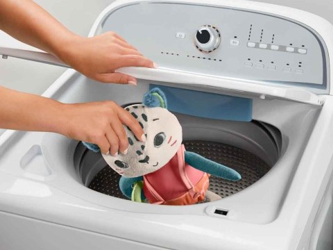 Fisher Price przytulanka sensoryczna Planet Friends Pantera ZA6045