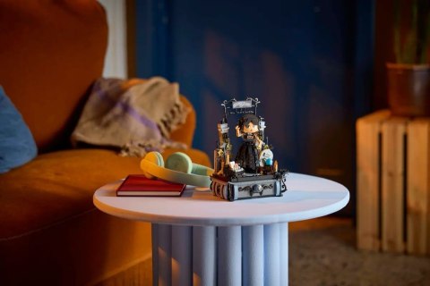 LEGO Wednesday 76780 Figurka Wednesday Addams