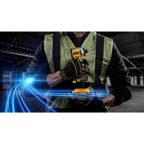 DeWalt Zakrętarka udarowa 2x1.7Ah 208Nm DeWALT