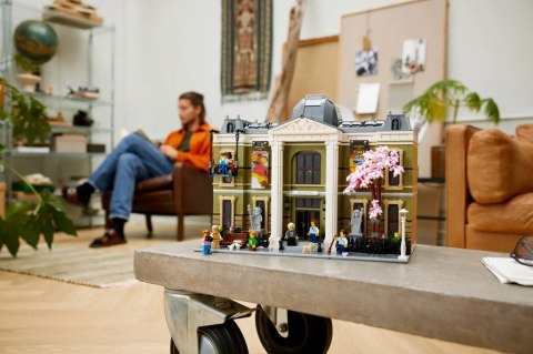 LEGO ICONS 10326 Muzeum Historii Naturalnej