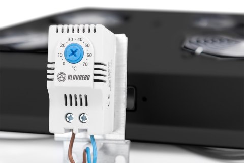 Digitus Panel wentylacyjny 19'' dla szaf serwerowych serii Unique, 4 x wentylator, termostat, czarny