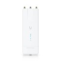 Ubiquiti model WAVE-MLO5